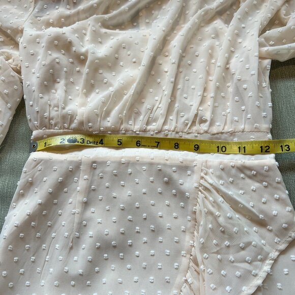 Elegant Showpo Mini Dress, Cream, Size 2 - Picture 10 of 12